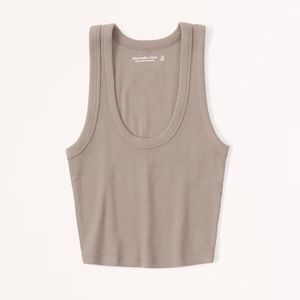 NWOT Abercrombie Essential Scoopneck Tank